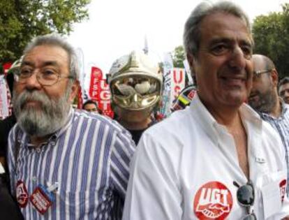 El secretario general de UGT, Cándido Méndez, junto al secretario general de UGT Madrid, José Ricardo Martínez. EFE/Archivo