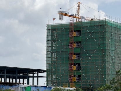 Construcción de una oficina de la petrolera Exxon Mobil en la capital de Guyana, Georgetown, el pasado febrero.