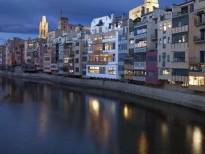La discreta per&ograve; genial fa&ccedil;ana que d&oacute;na al riu de la Casa Mas&oacute;, de Girona.