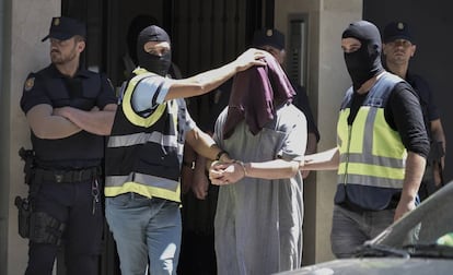 Spanish police arrest a suspected Jihadist in Valencia earlier this year.