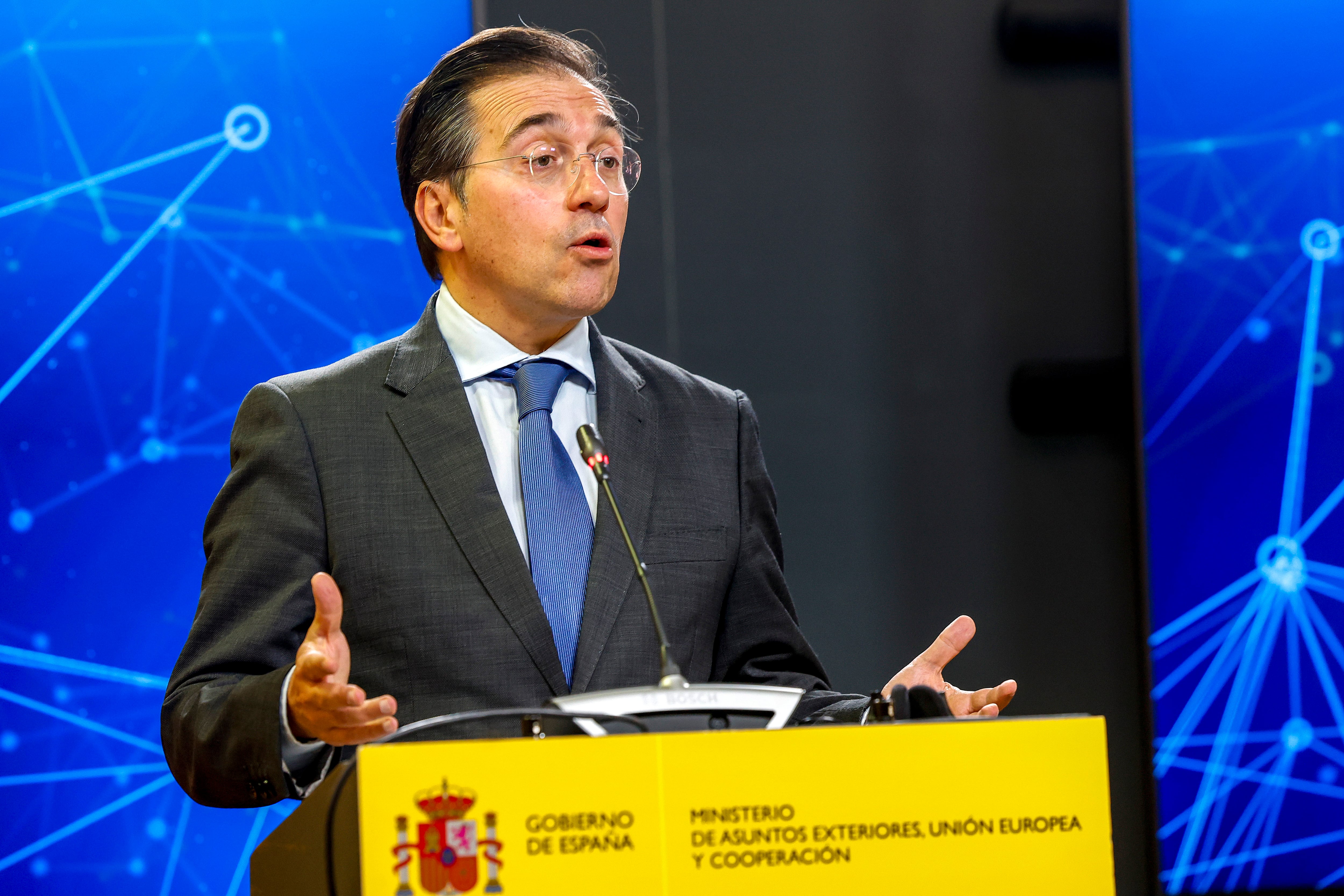 The Socialists accuse the PP to maneuver in Europe to sabotage the recognition of Catalan, Basque and Galician | Spain