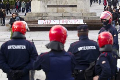 Manifestación en Vitoria en protesta por la muerte del aficionado del Athletic de Bilbao, Iñigo Cabacas.