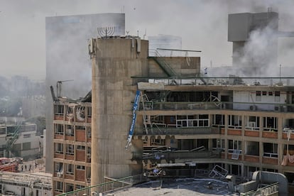 Irán ataca uno de los principales hospitales de Israel y amenaza con extender la guerra “a toda la región” si Estados Unidos interviene 
