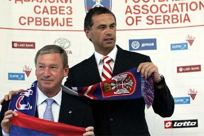 Javier Clemente, durante su presentación como seleccionador de Serbia.