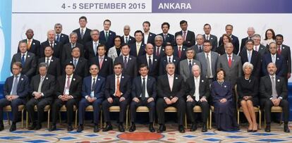 Foto de familia de la cumbre de ministros de Econom&iacute;a del G20 celebrada el pasado fin de semana en Ankara.