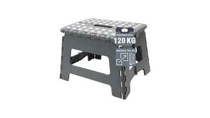 Taburete portátil flexible sobre fondo blanco.