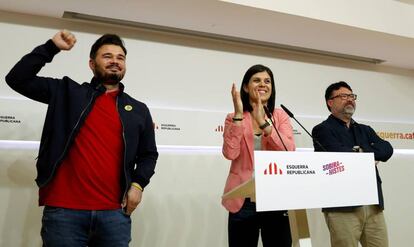 Gabrilel Rufián, Marta Vilalta y Joan Josep Nuet, en ERC.