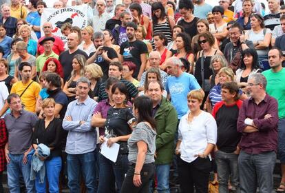 Momento de la concentración en protesta contra las detenciones de Herrira.