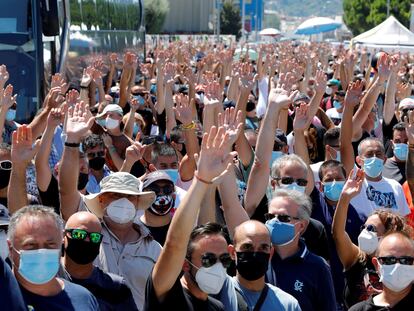 Los trabajadores de la factoría automovilística Nissan ratifican el miércoles el preacuerdo entre la dirección y los sindicatos de la multinacional japonesa sobre el cierre de las plantas en Cataluña.