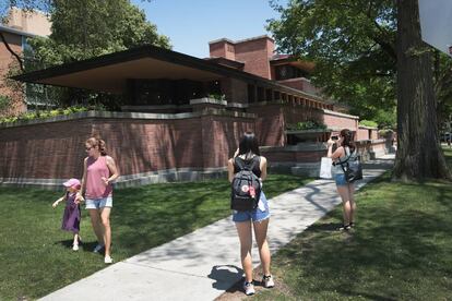 La Harry S. Adams House, uno de los últimos trabajos de Frank Lloyd Wright en Oak Park (Chicago).