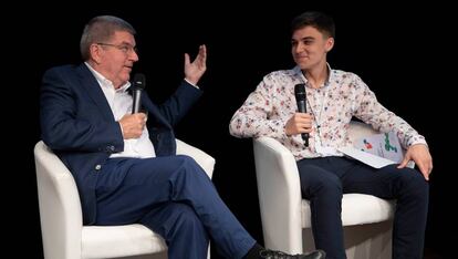 Thomas Bach e Jake, em julho passado no museu do COI em Lausanne.