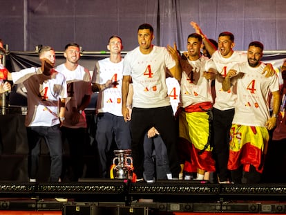 Celebración de la Eurocopa de España en la plaza de Cibeles de Madrid. © Claudio Álvarez