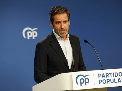 El portavoz del PP, Borja Sémper, en rueda de prensa en la sede del Partido Popular, este lunes.