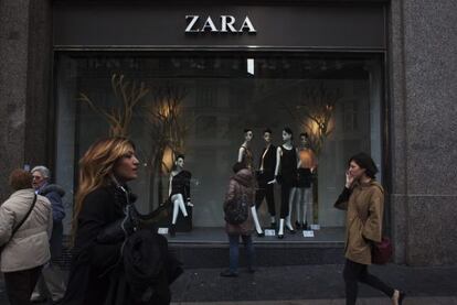 Escaparate de Zara (Inditex), en el centro de Madrid.