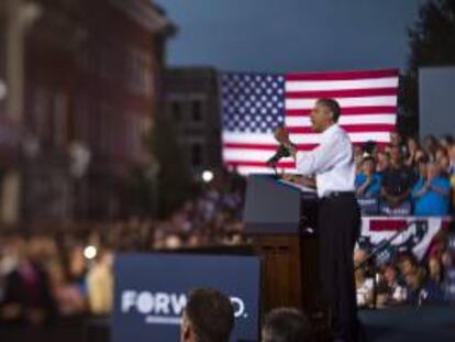 El presidente estadounidense, Barack Obama, el pasado 13 de julio, durante una campaña a las afueras de la histórica estación de bomberos en el centro de Roanoke, Virginia (EE.UU.).