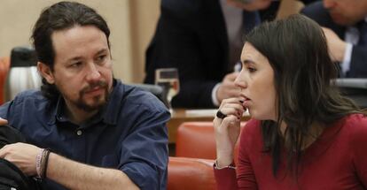 Pablo Iglesias e Irene Montero en el Congreso.