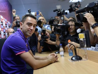 Xavi Hernández, en su despedida en la sala de prensa de la ciudad deportiva.