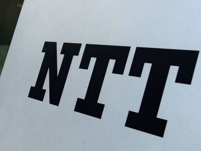 Logotipo de NTT. 