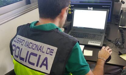 La Policía Nacional lidera una operación contra la distribución ilícita de sñal de televisión por suscripción.