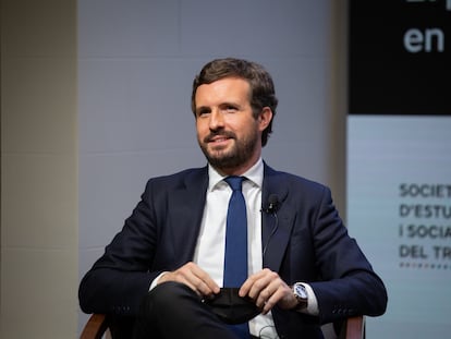 El líder del PP, Pablo Casado, en un debate sobre economía organizado por la Sociedad Barcelonesa de Estudios Económicos y Sociales de Foment del Treball, en Barcelona.