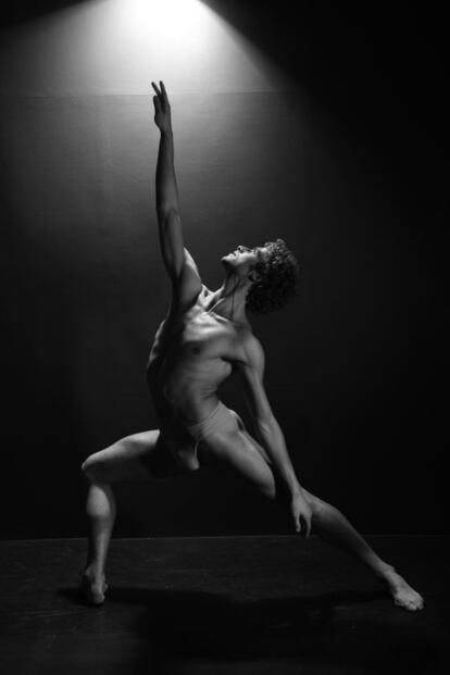 El bailarín Luca Giaccio, intérprete del reestreno de 'Muerte de Narciso' que tendrá lugar el próximo otoño en el XXIII Festival Internacional de Ballet de La Habana.