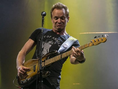 Sting, durante el concierto de anoche en el Sant Jordi Club de Montju&iuml;c (Barcelona).