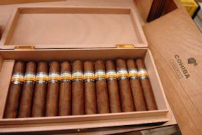 Cuba es famosa por ser el origen de algunos de los mejores puros habanos del mundo, entre los que destacan Montecristo, Partagán y Romeo y Julieta, además de Cohiba, producidos por la corporación mixta Habanos S.A. EFE/Archivo