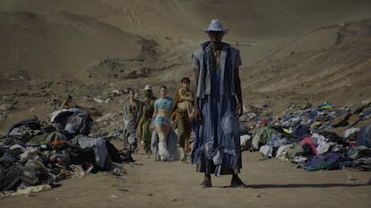Pasarela de moda de Desierto Vestido, en el desierto de Atacama, en Chile.