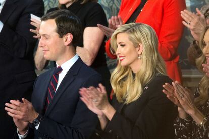 Ivanka Trump y su esposo Jared Kushner, uno de los principales consejeros del presidente Trump, asisten al segundo discurso sobre del estado de la Unión del republicano.