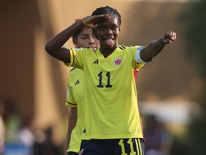 Linda Caicedo celebra después de anotar contra China, durante la Copa Mundial Femenina Sub-17, en la India, el 15 de octubre de 2022.