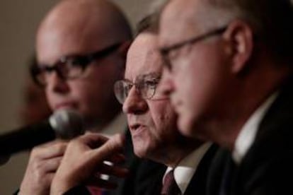 Vítor Constâncio (c), vicepresidente del Banco Central Europeo, hoy 5 de noviembre de 2012 en el segundo día de la Reunión de Ministros de Finanzas y Gobernadores de Bancos Centrales del G20.
