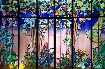 El maestro vidriero Jacques Grüber alcanzó el cénit creativo siendo profesor de la École de Nancy, en cuyo museo Nancy se exhibe 'Veranda', una oda a la naturaleza.