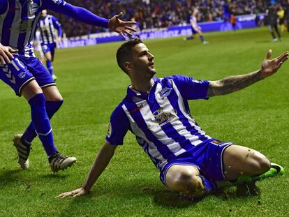 Edgar Méndez celebra el gol de la victoria ante el Celta.