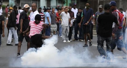 Protestas en la ciudad paname&ntilde;a de Col&oacute;n contra la venta de los terrenos en la Zona Libre.