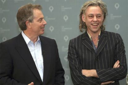 El rockero Geldof y Blair en la cumbre del G-8.