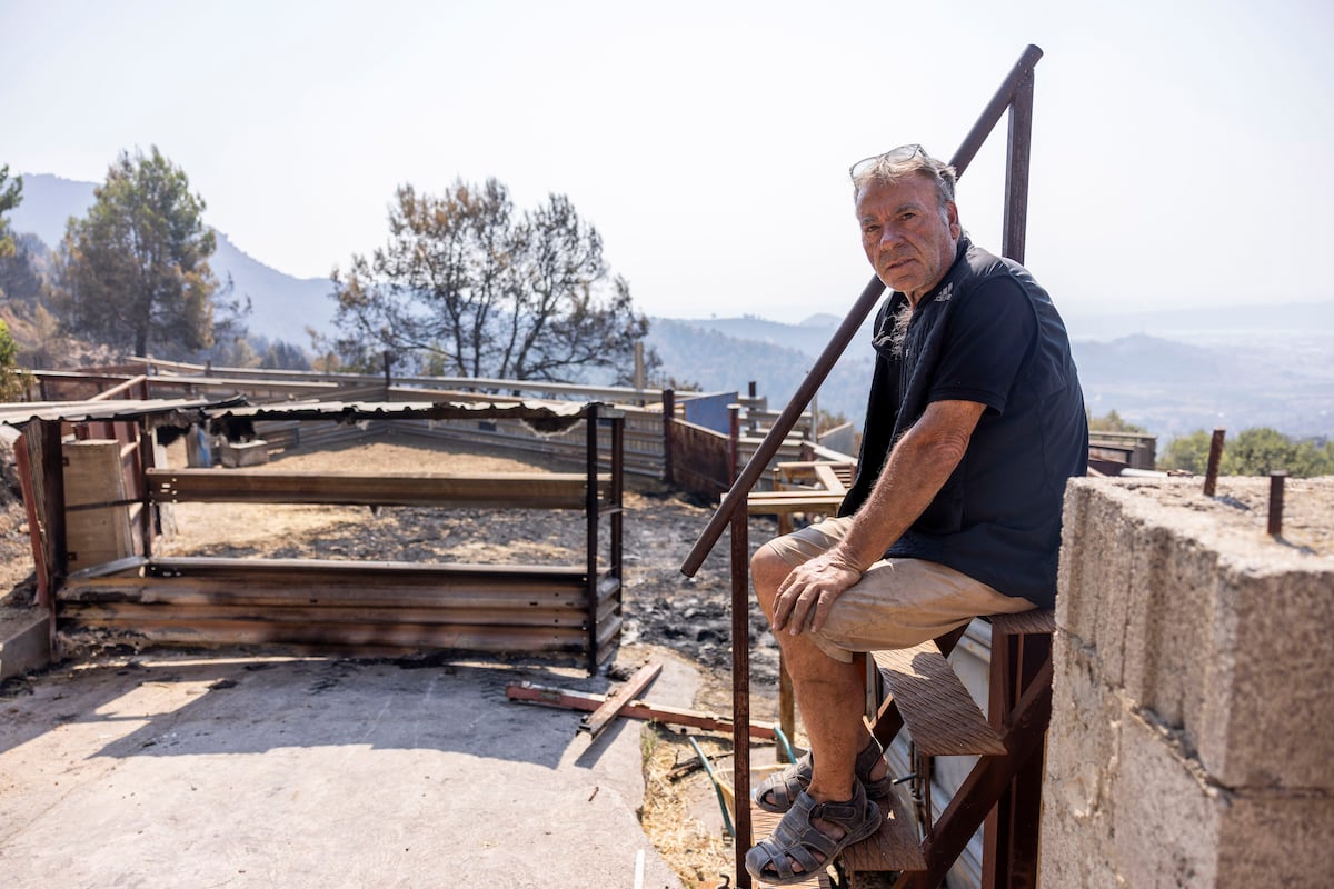 Diez minutos entre la vida y la muerte: la huida de Luis del incendio de la Vall d’Uixó