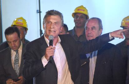 O presidente Mauricio Macri inaugura uma obra da Odebrecht em Córdoba.