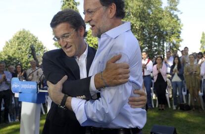Mariano Rajoy y  Alberto Nunez Feijoo en Soutomaior el pasado sábado  