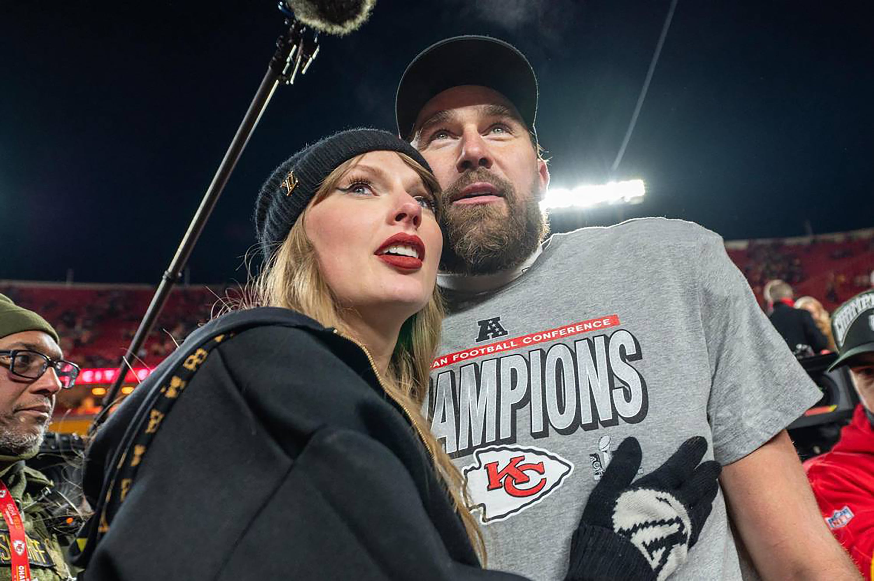 El efecto Taylor Swift: la cantante ha generado mil millones de dólares en publicidad para la NFL desde que empezó a salir con Travis Kelce