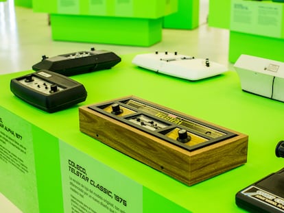 La exposición 'Consolas, democratizar la imagen digital 1972–2003'.
