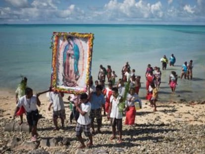 100.000 personas viven en Kiribati, un archipiélago en el Pacífico que lleva desde 1989 en alerta por el nivel del océano. Un documental cuenta la emigración de sus habitantes y la lucha de su presidente