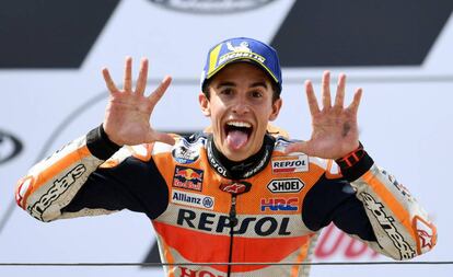 Marc Márquez celebra la victoria.