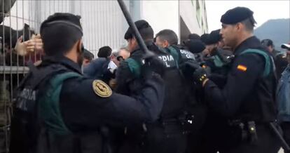 Càrregues policials a Sant Joan de Vilatorrada l'1-O.