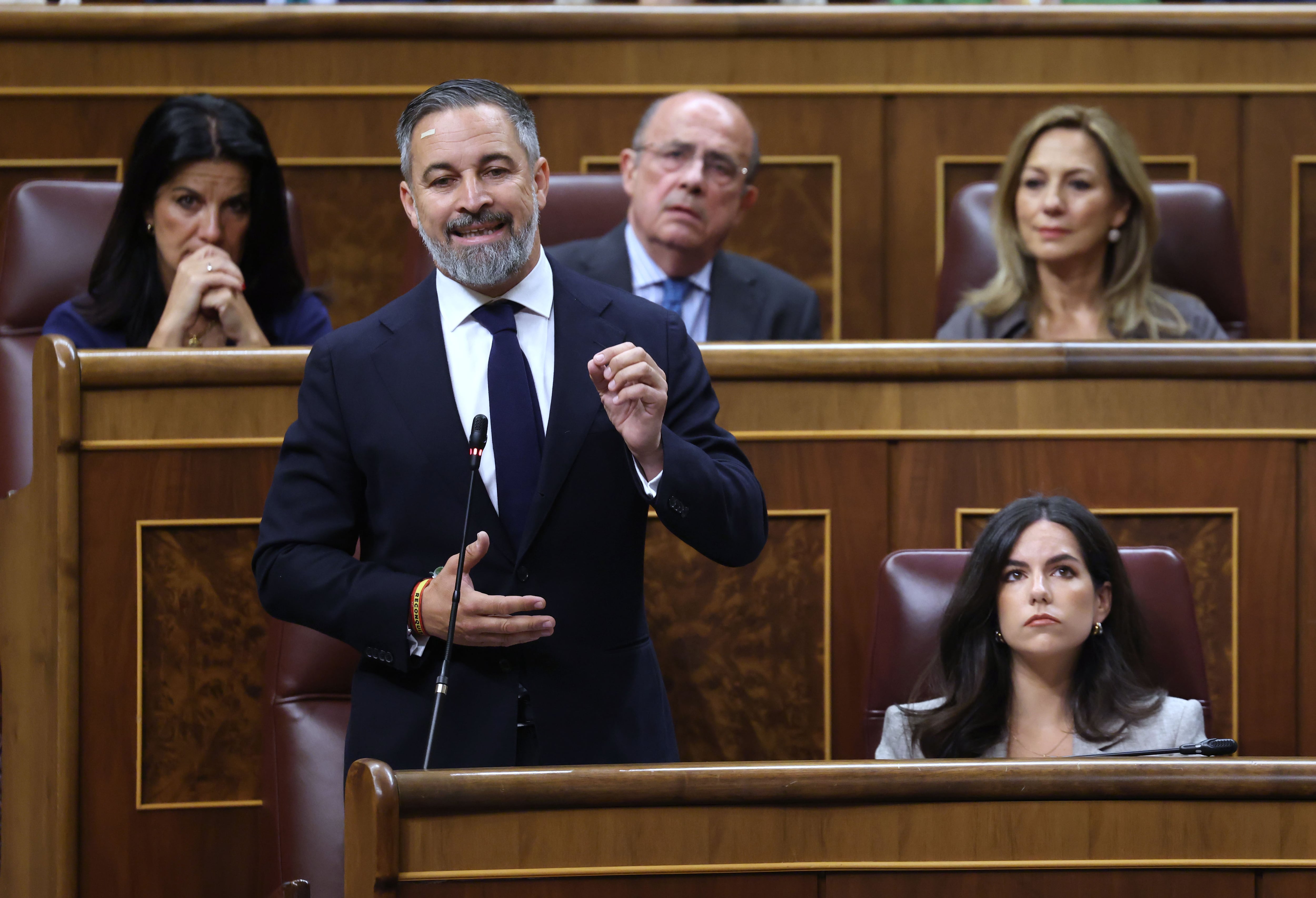 Vox recupera 1,5 puntos en intención de voto tras dos meses de caídas, según el Barómetro del CIS de mayo