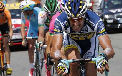Flecha dirige la fuga con destino a Tours