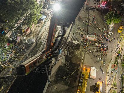 Desplome del tramo de la línea 12 del metro de la Ciudad de México, en mayo de 2021.