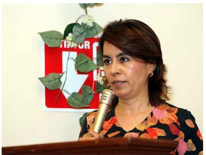 María Elena Cruz Muñoz.