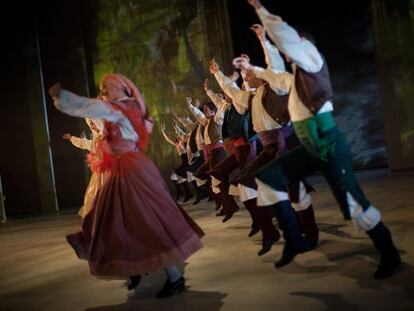 El Ballet Nacional de Espa&ntilde;a durante una presentaci&oacute;n de &#039;Sorolla&#039;.