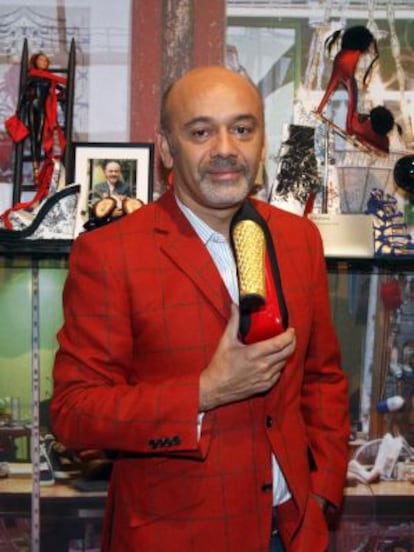 El zapatero francés Christian Louboutin.