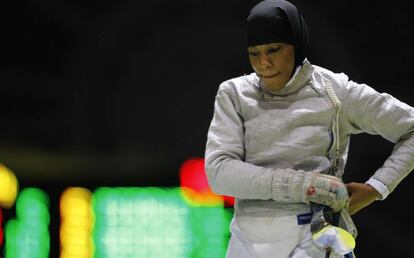 Ibtihaj Muhammad, en el mundial de 2010.